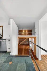 View 32