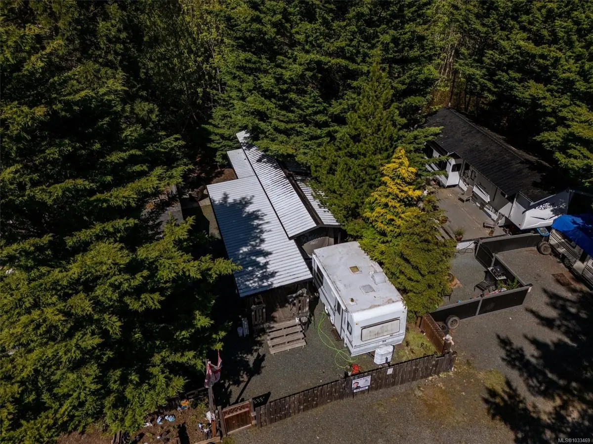2650 Turnbull Rd #E14, Qualicum Beach BC V9K 2R2