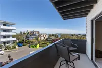 View 16