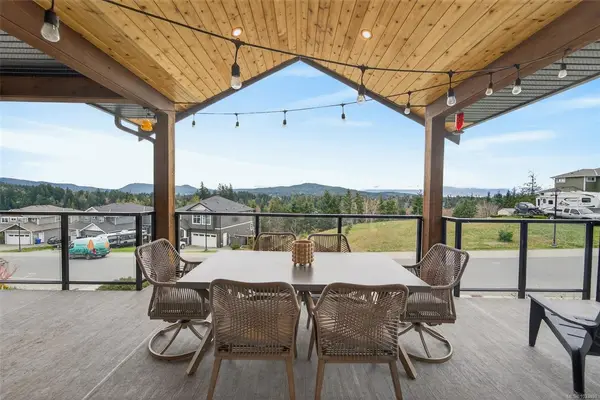 6350 Riverstone Dr, Sooke BC V9Z 1N4 - 4 bed, 3 bath in Sooke