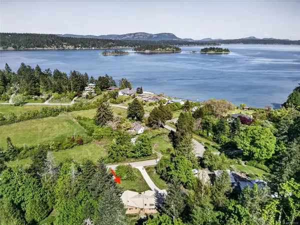 251 Price Rd, Salt Spring BC V8K 2E9