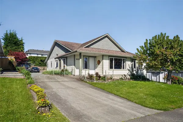 8126 Musgrave St, Crofton BC V0R 1R0 - 2 bed, 2 bath in Crofton