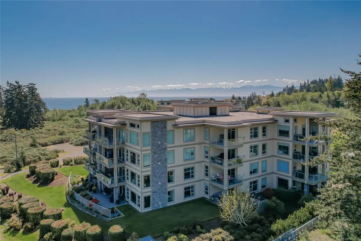 3223 Selleck Way #405, Colwood BC V9C 0E7