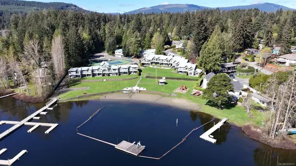 2046 WIDOWS Walk # 1, Shawnigan Lake BC V0R 2W1