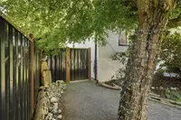 View 32