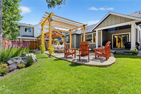 710 Salal St, Campbell River BC V9H 0E6 - 3 bed, 2 bath in Campbell River