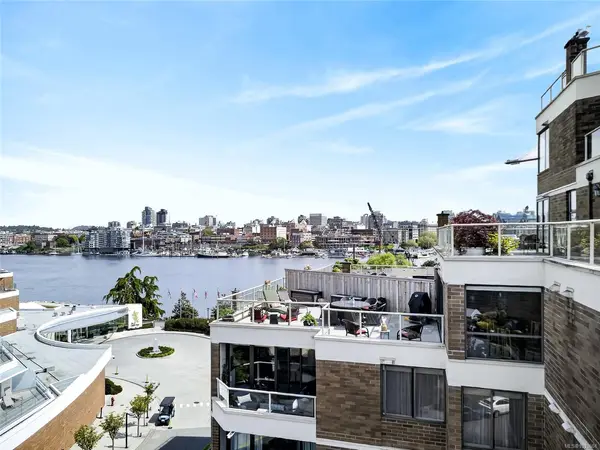 225 Belleville St # 504, Victoria BC V8V 4T9