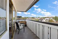 View 16
