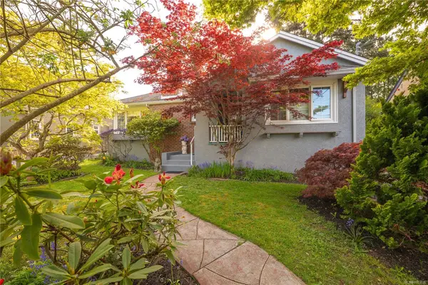 225 Stewart Ave, Nanaimo BC V9S 4C2