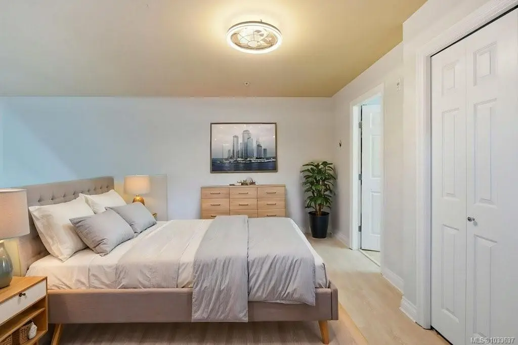 866 Goldstream Ave #407, Langford BC V9B 2X9