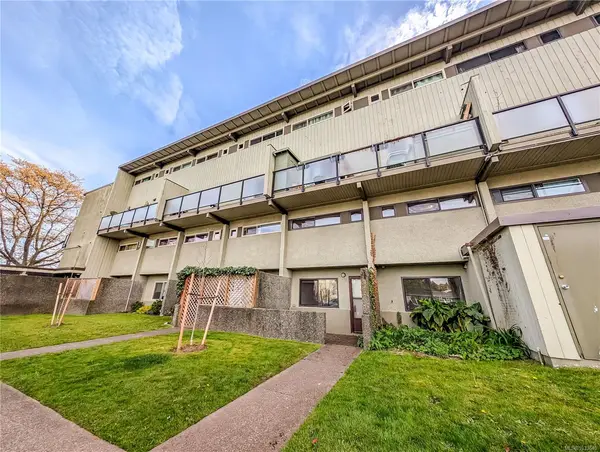 477 Lampson St # 7, Esquimalt BC V9A 5Z4 - 3 bed, 1 bath in Esquimalt