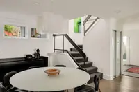 View 16