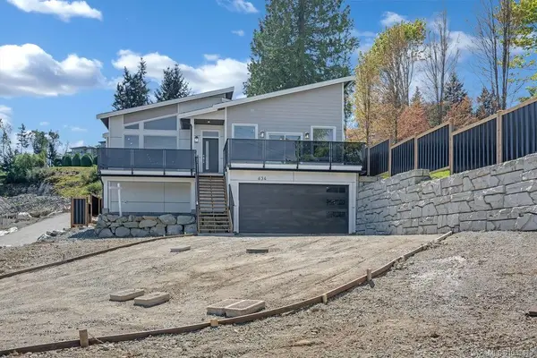 634 Farrell Rd, Ladysmith BC V9G 2C6