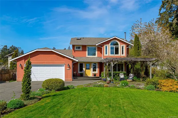 4094 Balsam Dr, Cobble Hill BC V8H 0E8