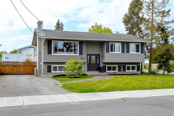10328 Bowerbank Rd, Sidney BC V8L 3L4
