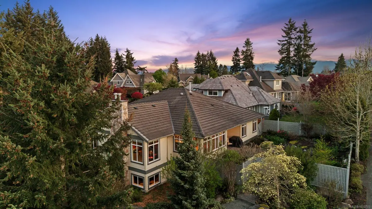 3363 Majestic Dr, Courtenay BC V9N 9X6