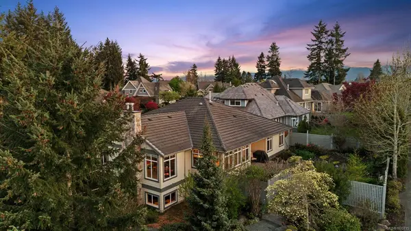 3363 Majestic Dr, Courtenay BC V9N 9X6