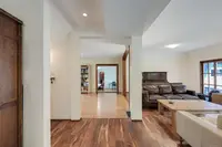 View 32