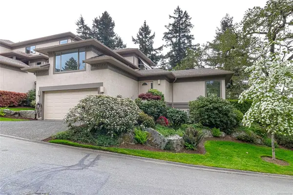 4300 Stoneywood Lane # 47, Saanich BC V8X 5A5