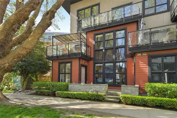 630 Speed Ave # 101, Victoria BC V8Z 1A4
