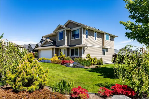 628 Nodales Dr, Campbell River BC V9H 0A5 - 5 bed, 3 bath in Campbell River
