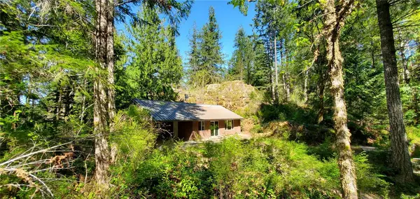 226 Bold Point Rd, Quadra Island BC V0P 1H0 - 2 bed, 1 bath in Quadra Island