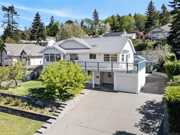 365 Panorama Cres, Courtenay BC V9N 6Y7