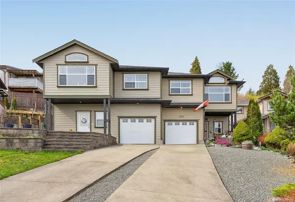 6162 Sayward Rd, Duncan BC V9L 5K1 - 3 bed, 3 bath in Duncan