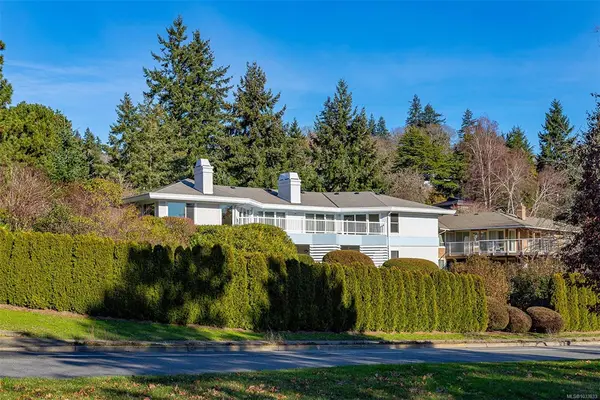 4569 Boulderwood Dr, Saanich BC V8Y 3A5