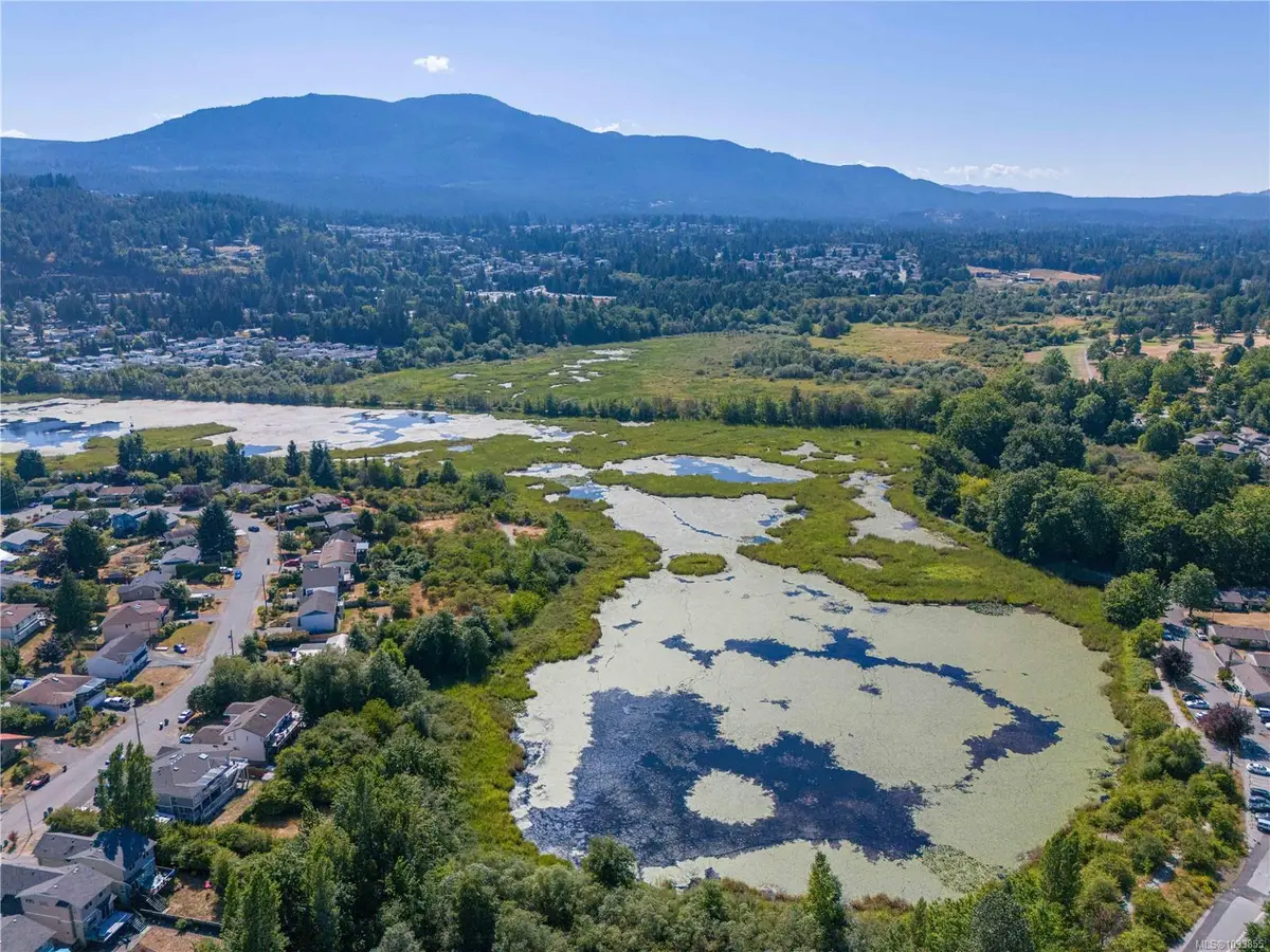 495 Menzies Ridge Dr, Nanaimo BC V9R 0C4