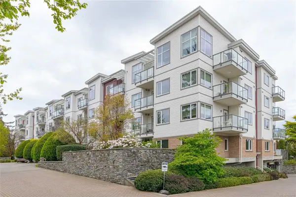 4394 West Saanich Rd # 202, Saanich BC V8Z 0B5