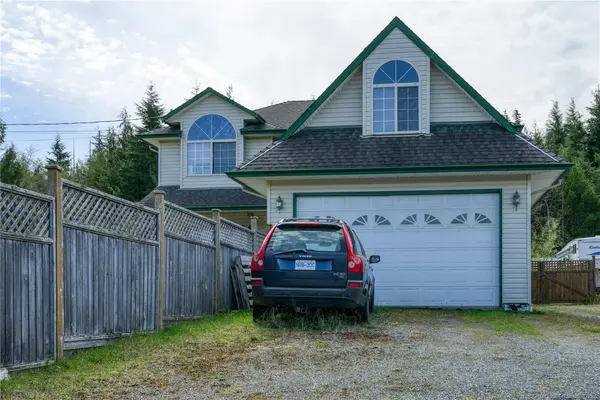 5000 Beaver Harbour Rd, Port Hardy BC V0N 2P0