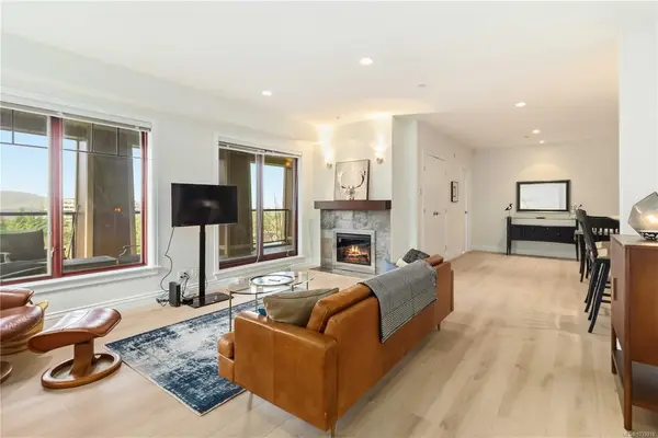 1325 Bear Mountain Pkwy # 311, Langford BC V9B 6T8