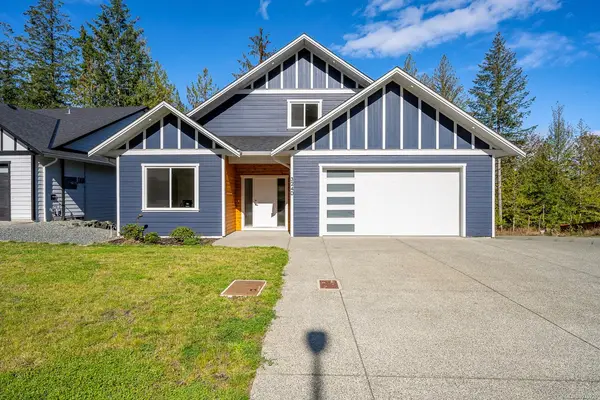 3240 Klanawa Cres, Courtenay BC V9N 0H4