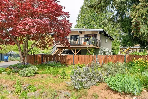 5362 Somerset Dr, Nanaimo BC V9T 2K6 - 3 bed, 2 bath in Nanaimo