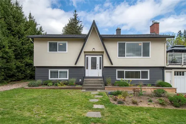 3324 Egremont Rd, Cumberland BC V0R 1S0