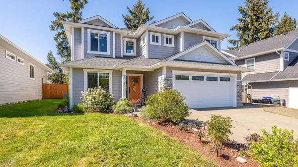 2563 Brookfield Dr, Courtenay BC V9N 0E6