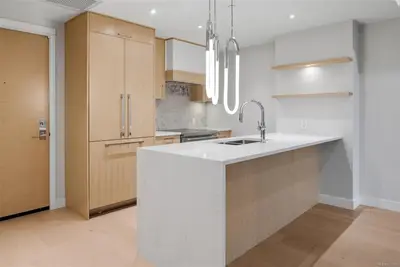 5229 Cordova Bay Rd # 305, Saanich BC V8Y 2L1