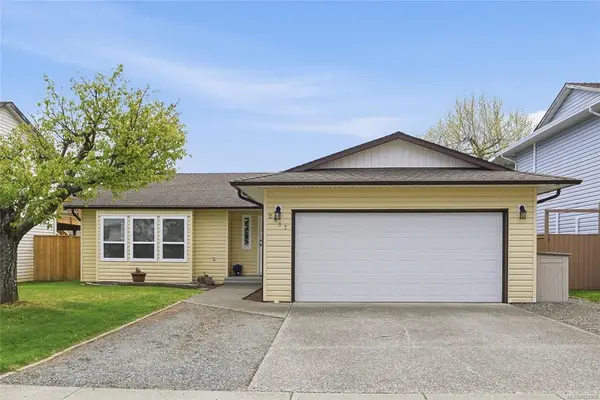 2517 Nadely Cres, Nanaimo BC V9T 5Y1 - 3 bed, 2 bath in Nanaimo