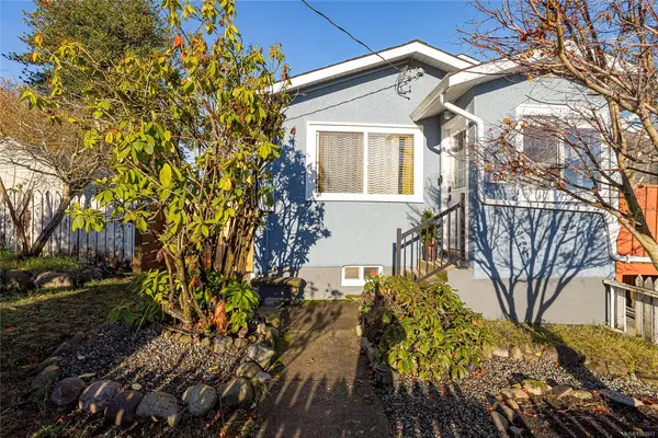 320 Buller St, Ladysmith BC V9G 1B1