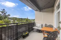 View 16