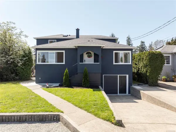 715 Middleton St, Saanich BC V9A 2E1