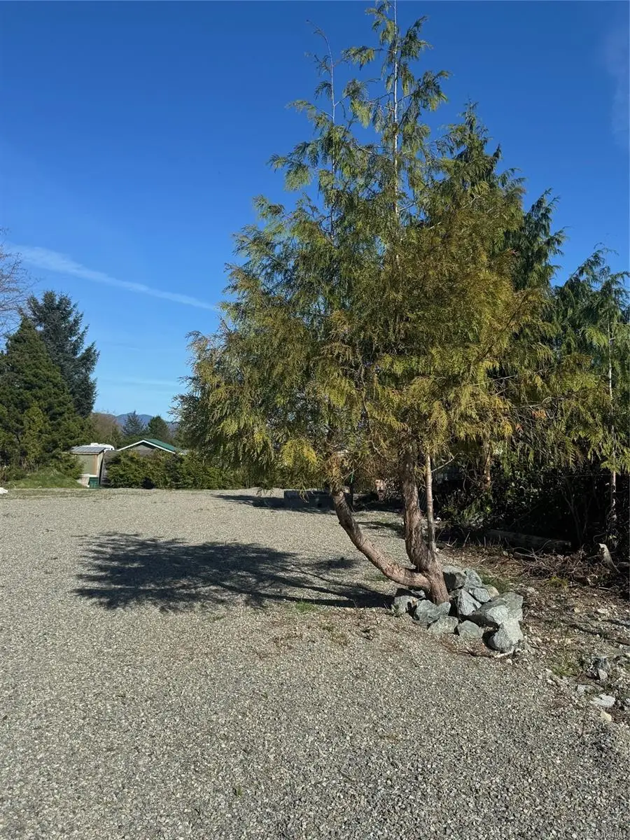 1066 Seventh Ave, Ucluelet BC V0R 3A0