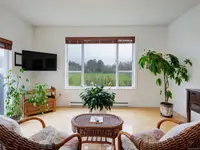 View 10