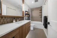 View 10