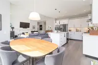 View 10