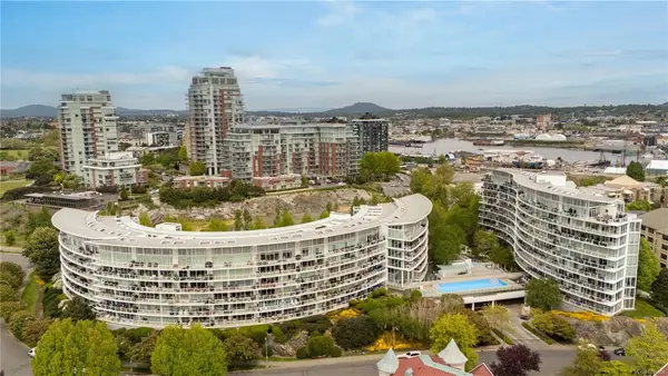 68 SONGHEES Rd # 120, Victoria BC V9A 0A3 - 1 bed, 2.0 bath in Victoria