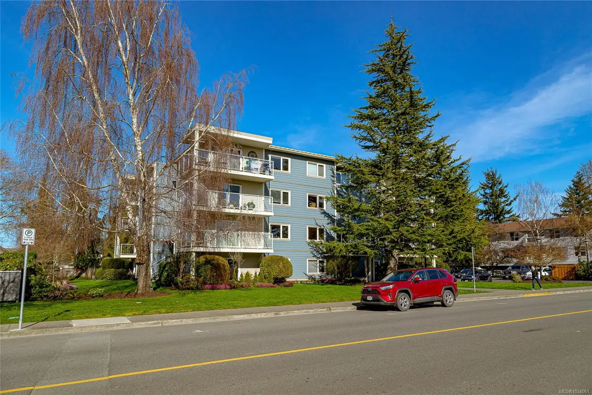 2360 James White Blvd # 102, Sidney BC V8L 1Z7 — Pending Sale in Sidney