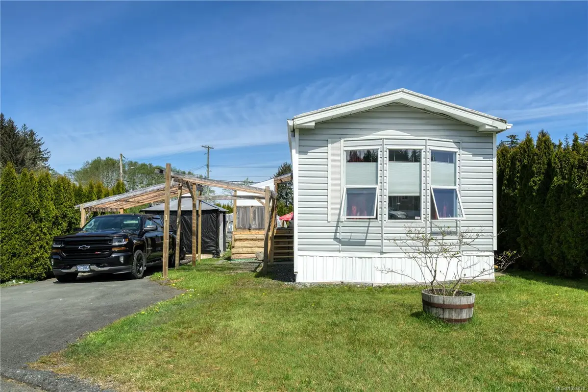5250 Beaver Harbour Rd # 1, Port Hardy BC V0N 2P0
