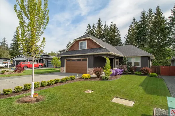 782 Salal St, Campbell River BC V9H 0E7